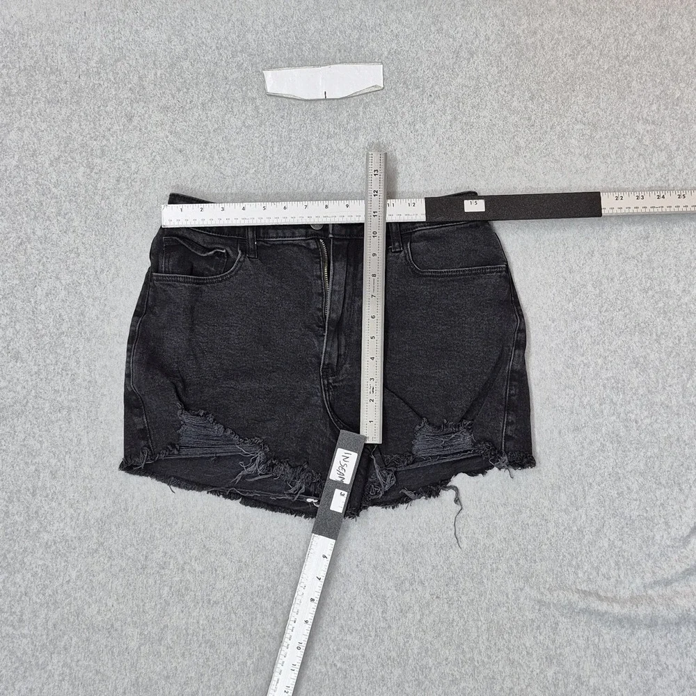 Hollister Women Shorts 10 W30 Black Denim Ultra High-Rise Mom Short Grunge